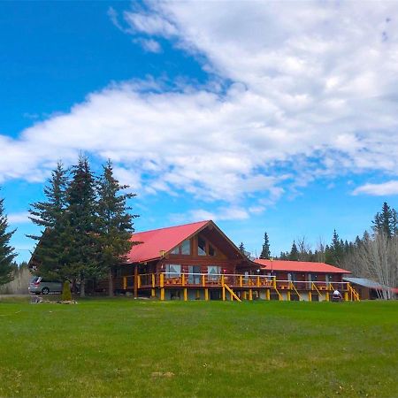 Cariboo Log Guest House Lac La Hache Buitenkant foto