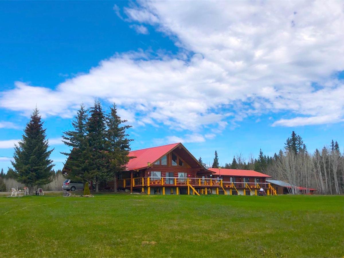 Cariboo Log Guest House Lac La Hache Buitenkant foto